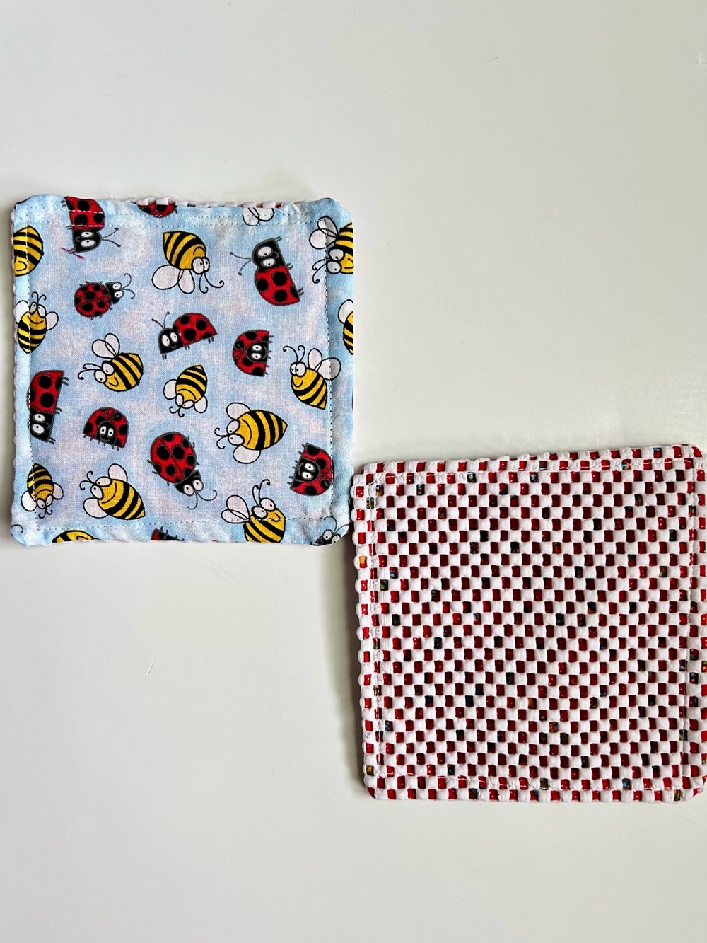 Hand Crafted Non Slip Jar Grippers Adorable Bees & Ladybugs Opens Hard Lids - Picture 10 of 10